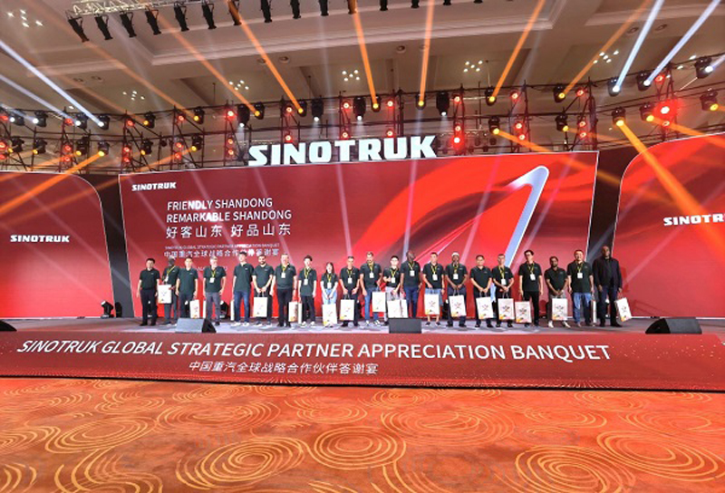 Hội nghị khách hàng toàn cầu SINOTRUK tại Trung Quốc - Tkp.vn 1 Hội nghị khách hàng toàn cầu SINOTRUK tại Trung Quốc - Tkp.vn